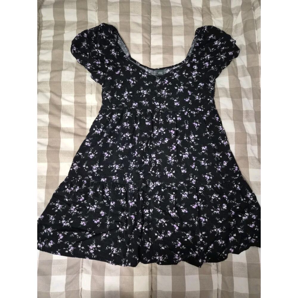 Size M Wild Fable Black Mini Flare Dress Purple Floral Button Front Puff Sleeve - Picture 2 of 4